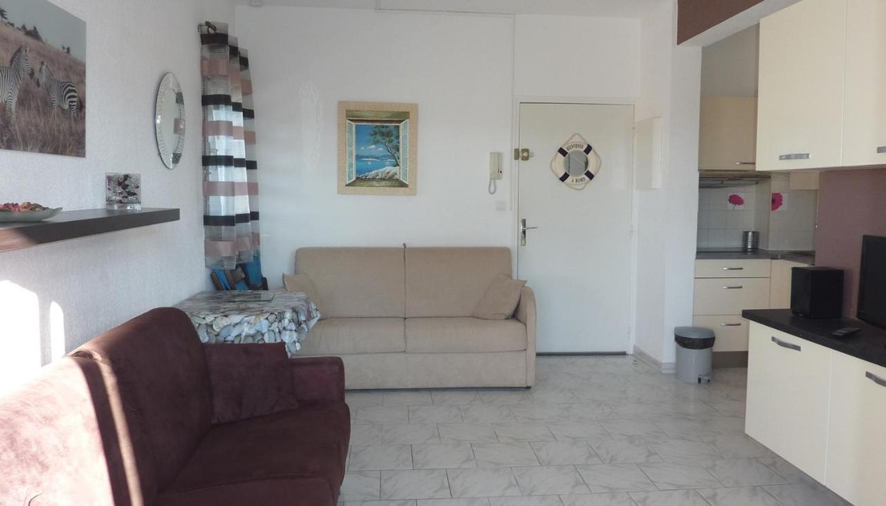 Studio Residence Bona, Vue Hippodrome Et Mer, Clim Hyères Kültér fotó